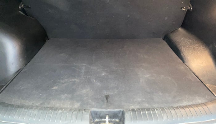 2019 Hyundai Creta SX 1.6 PETROL, Petrol, Manual, 38,481 km, Boot Inside