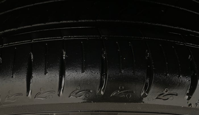 2014 Nissan Micra XV CVT, Petrol, Automatic, 67,138 km, Left Front Tyre Tread