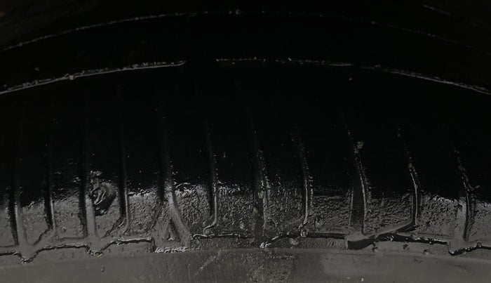 2014 Nissan Micra XV CVT, Petrol, Automatic, 67,138 km, Right Rear Tyre Tread