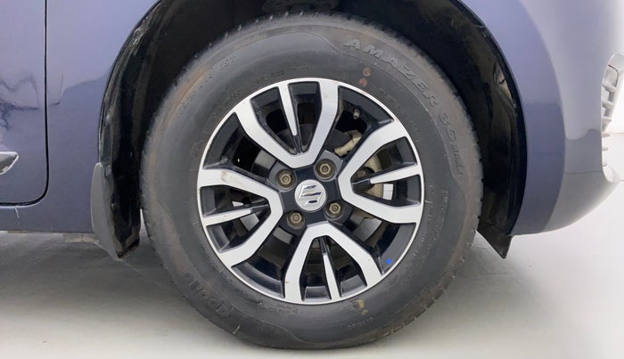 2020 Maruti Swift VXI D, Petrol, Manual, 23,935 km, Right Front Wheel