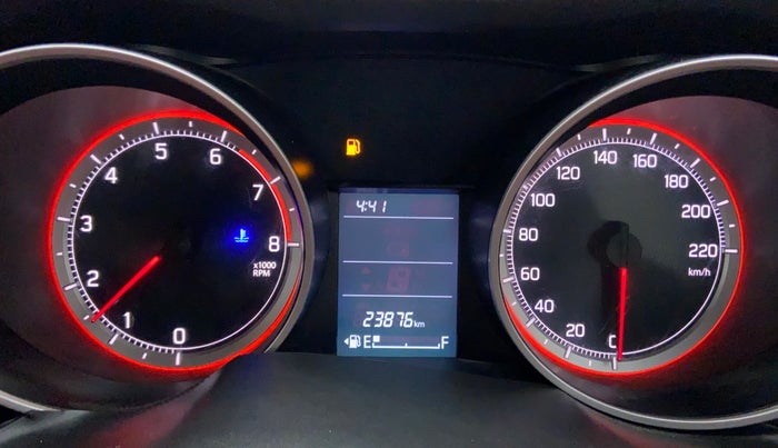 2020 Maruti Swift VXI D, Petrol, Manual, 23,935 km, Odometer Image
