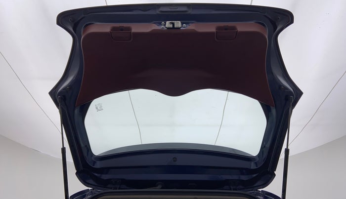 2020 Maruti Swift VXI D, Petrol, Manual, 23,935 km, Boot Door Open