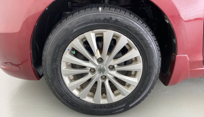 2014 Maruti Ciaz ZXI, Petrol, Manual, 50,071 km, Left Front Wheel