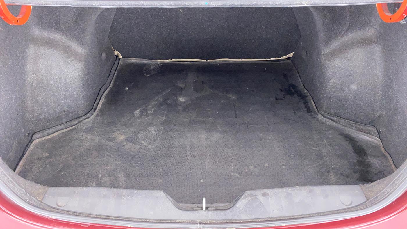 2014 Maruti Ciaz ZXI, Petrol, Manual, 50,071 km, Boot Inside