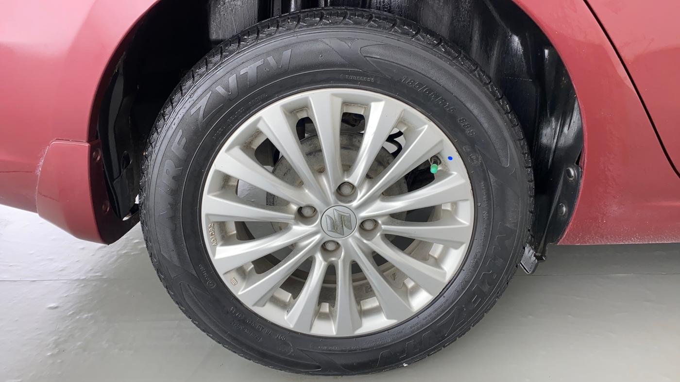 2014 Maruti Ciaz ZXI, Petrol, Manual, 50,071 km, Right Rear Wheel