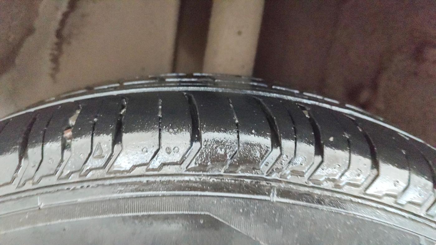 2022 Tata PUNCH ACCOMPLISHED MT, Petrol, Manual, 15,017 km, Right Rear Tyre Tread