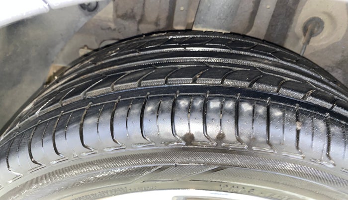 2016 Hyundai Elite i20 ASTA 1.2, Petrol, Manual, 41,720 km, Right Rear Tyre Tread