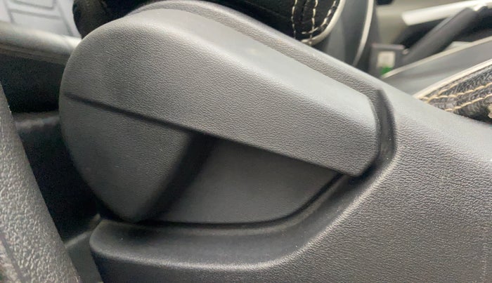 2021 Nissan MAGNITE XL, Petrol, Manual, 72,734 km, Driver Side Adjustment Panel