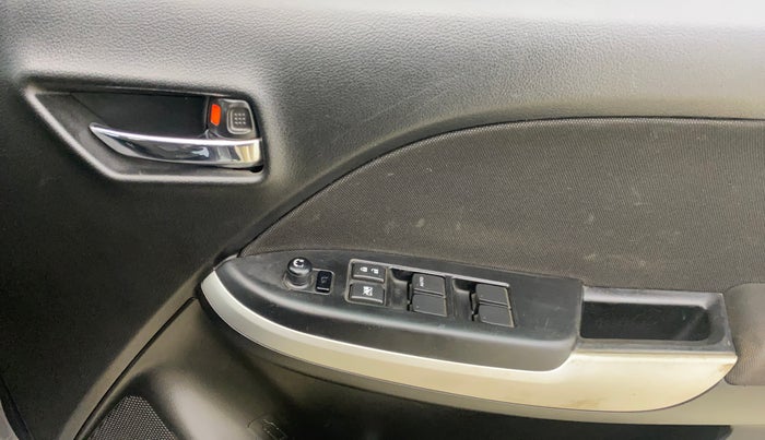 2015 Maruti Baleno ZETA PETROL 1.2, Petrol, Manual, 43,852 km, Driver Side Door Panels Control