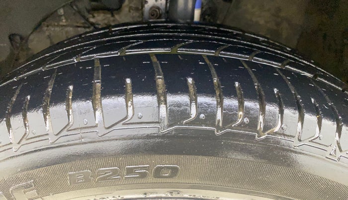 2015 Maruti Baleno ZETA PETROL 1.2, Petrol, Manual, 43,852 km, Left Front Tyre Tread