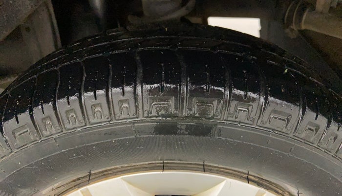 2014 Maruti Alto 800 LXI, Petrol, Manual, 55,082 km, Left Rear Tyre Tread