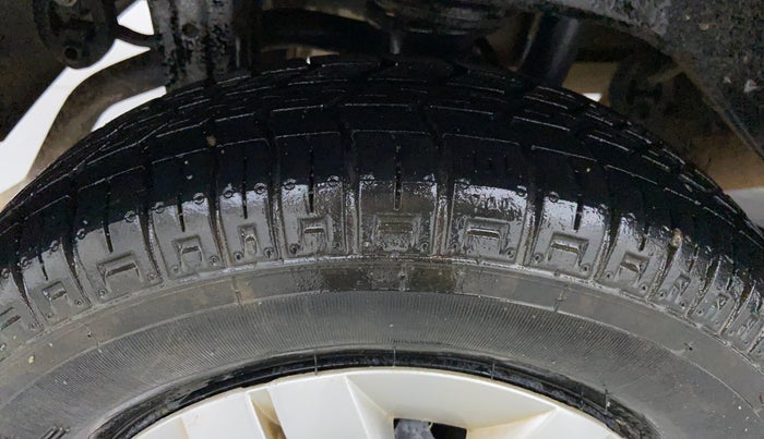2014 Maruti Alto 800 LXI, Petrol, Manual, 55,082 km, Right Rear Tyre Tread
