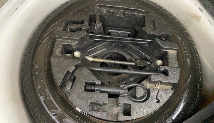 2017 Volkswagen Polo HIGHLINE1.2L, Petrol, Manual, 66,810 km, Spare Tyre