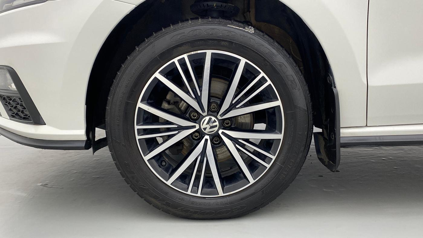 2020 Volkswagen Vento COMFORTLINE 1.0 TSI MT, Petrol, Manual, 62,562 km, Left Front Wheel