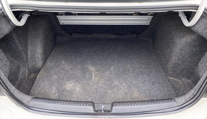 2020 Volkswagen Vento COMFORTLINE 1.0 TSI MT, Petrol, Manual, 62,562 km, Boot Inside