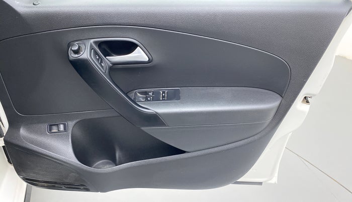 2020 Volkswagen Vento COMFORTLINE 1.0 TSI MT, Petrol, Manual, 62,562 km, Driver Side Door Panels Control