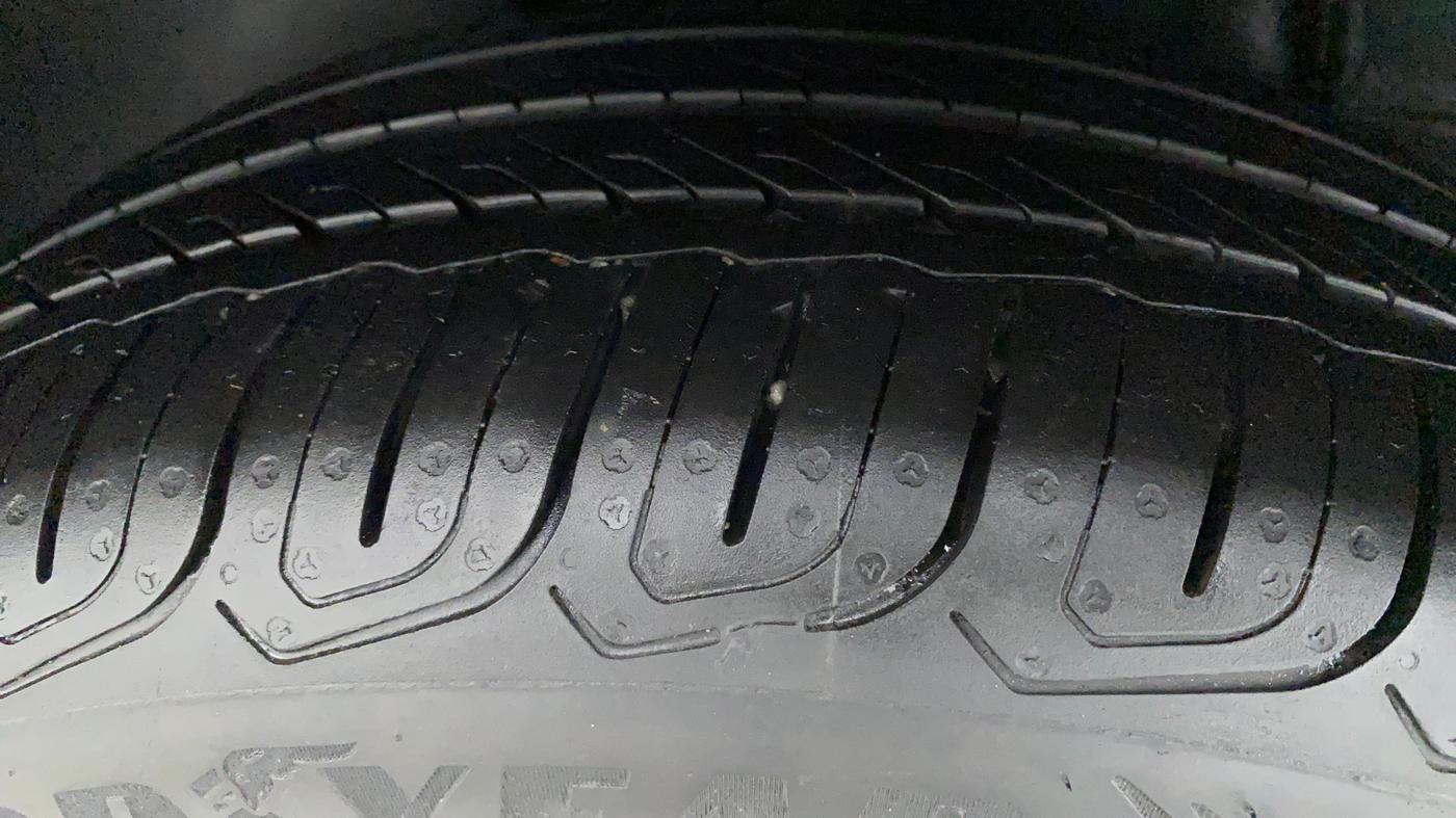2022 Tata ALTROZ XM PLUS DIESEL, Diesel, Manual, 9,215 km, Right Rear Tyre Tread