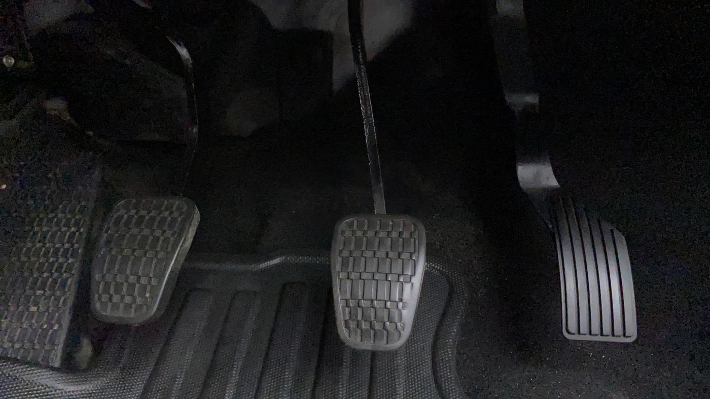 2022 Tata ALTROZ XM PLUS DIESEL, Diesel, Manual, 9,215 km, Pedals
