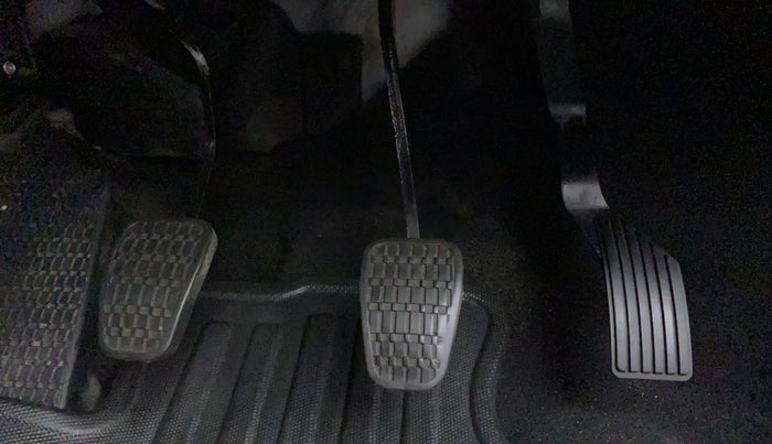 2022 Tata ALTROZ XM PLUS DIESEL, Diesel, Manual, 9,215 km, Pedals