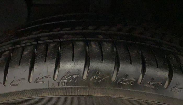 2023 Hyundai GRAND I10 NIOS SPORTZ 1.2 KAPPA VTVT, Petrol, Manual, 11,039 km, Left Front Tyre Tread