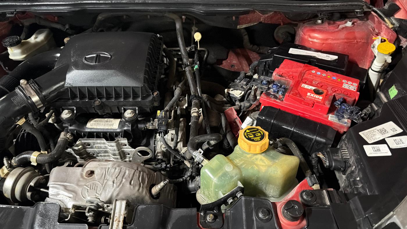 2021 Tata NEXON XZA PLUS PETROL, Petrol, Automatic, 45,820 km, Engine View - Left