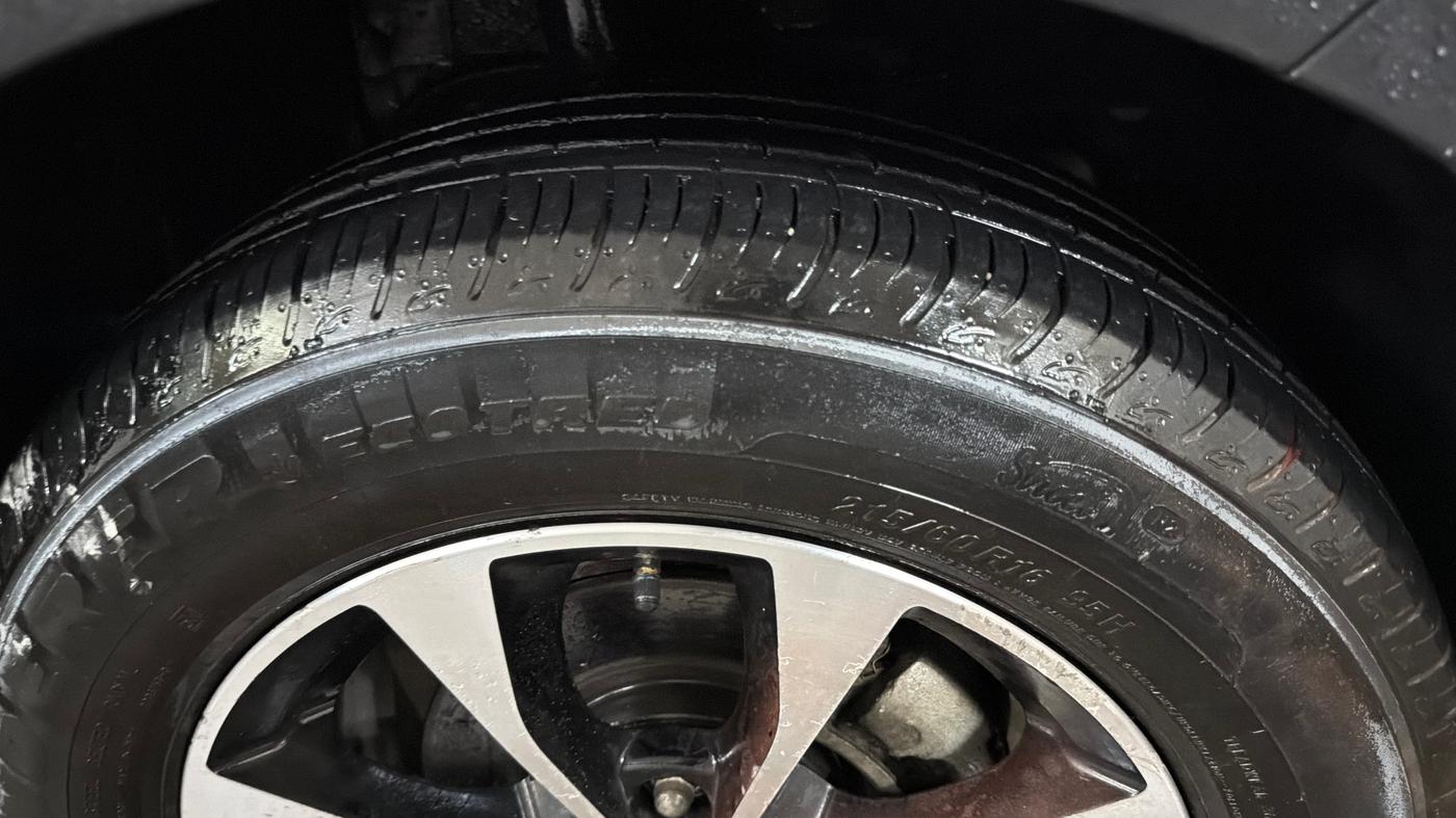 2021 Tata NEXON XZA PLUS PETROL, Petrol, Automatic, 45,820 km, Right Front Tyre Tread