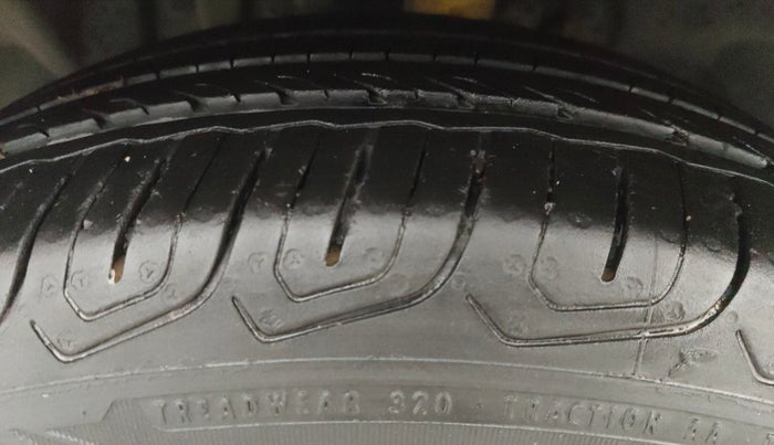 2014 Ford Ecosport TITANIUM 1.0L ECOBOOST, Petrol, Manual, 99,659 km, Left Front Tyre Tread