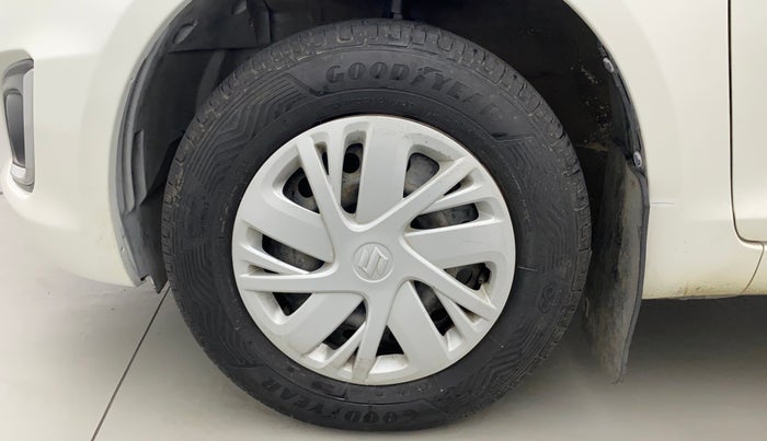 2016 Maruti Swift VXI O, Petrol, Manual, 61,213 km, Left Front Wheel