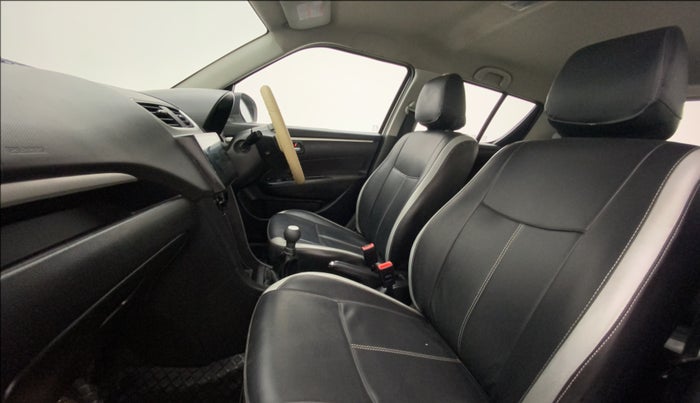 2016 Maruti Swift VXI O, Petrol, Manual, 61,213 km, Right Side Front Door Cabin