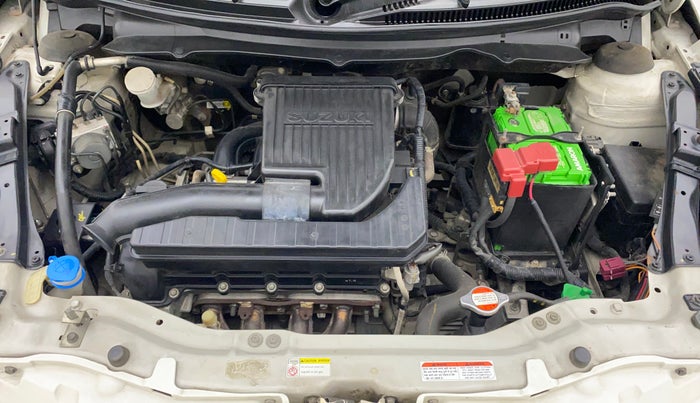 2016 Maruti Swift VXI O, Petrol, Manual, 61,213 km, Open Bonet
