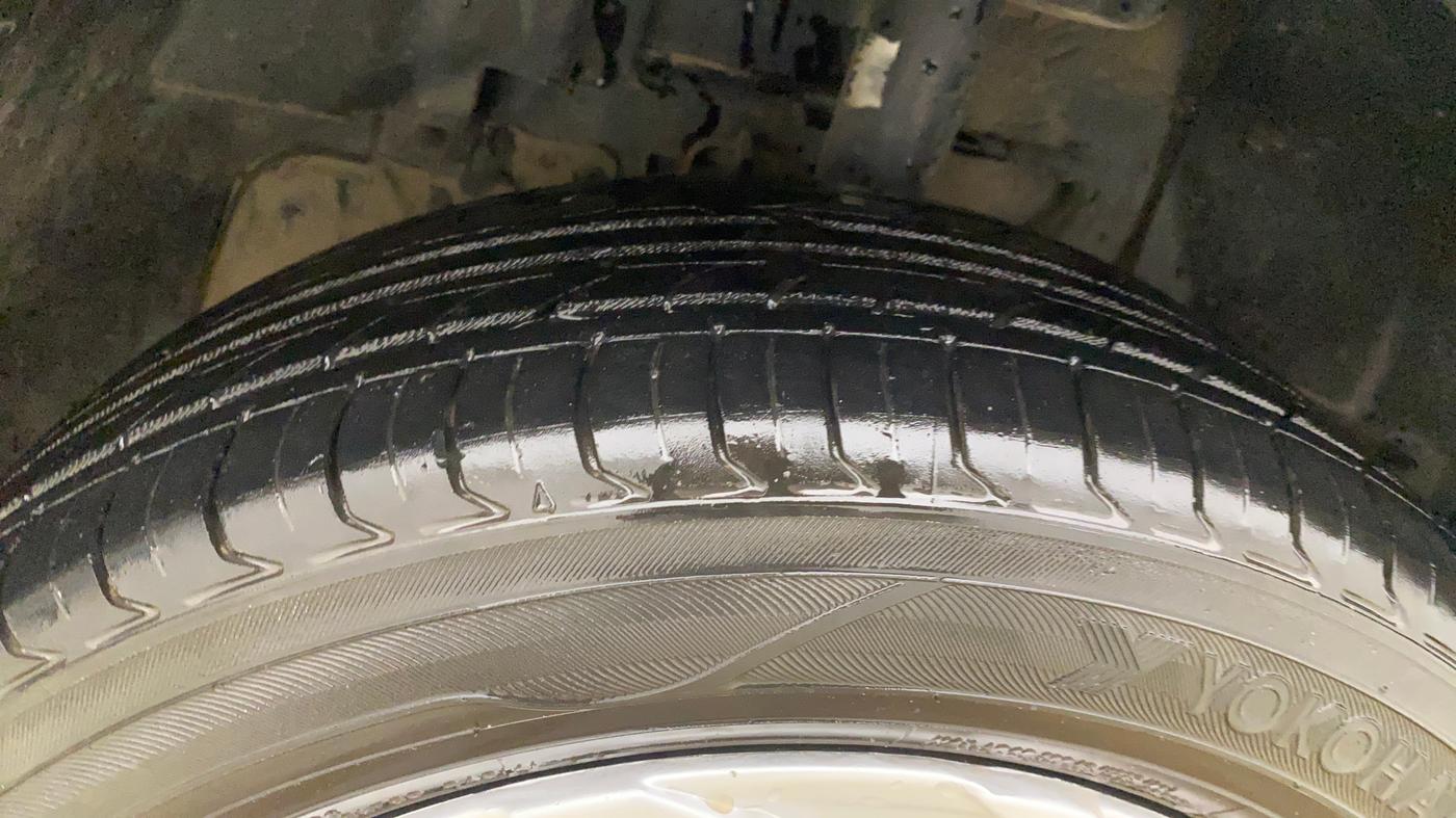 2022 Tata NEXON XM SUNROOF PETROL, Petrol, Manual, 1,15,607 km, Left Front Tyre Tread