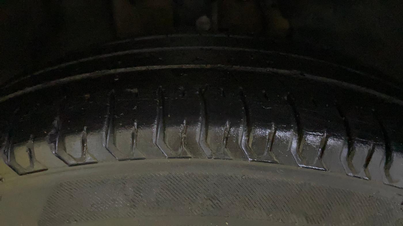 2022 Tata ALTROZ XE PETROL, Petrol, Manual, 53,842 km, Right Front Tyre Tread