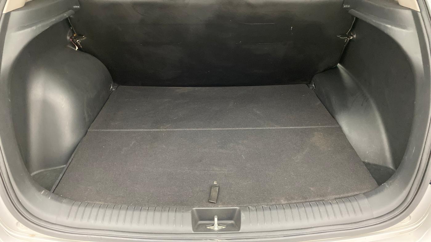 2018 Hyundai Creta 1.6 SX PLUS PETROL, Petrol, Manual, 25,434 km, Boot Inside