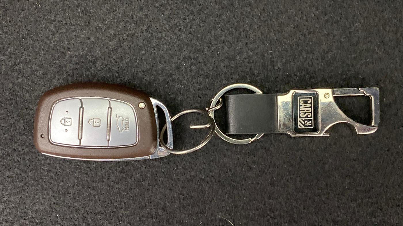 2018 Hyundai Creta 1.6 SX PLUS PETROL, Petrol, Manual, 25,434 km, Key Close Up