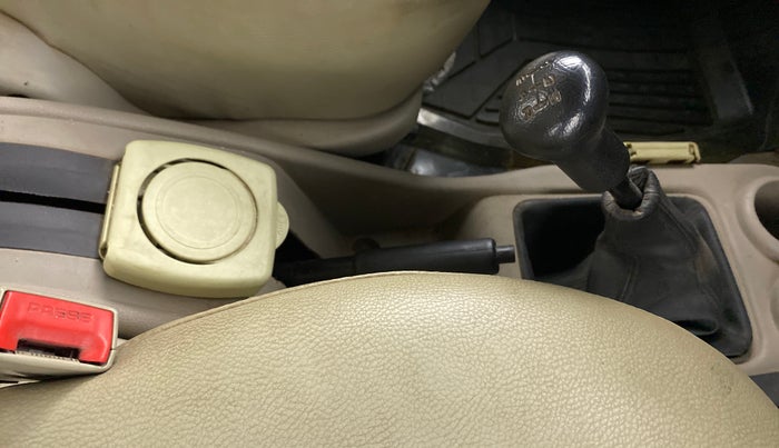 2013 Mahindra Thar CRDE 4X4 BS IV, Diesel, Manual, 65,722 km, Gear Lever