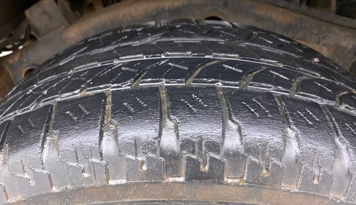 2013 Mahindra Thar CRDE 4X4 BS IV, Diesel, Manual, 65,722 km, Left Rear Tyre Tread