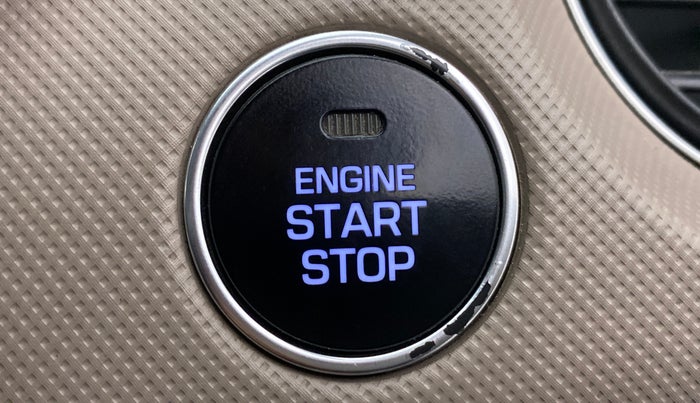 2015 Hyundai Grand i10 ASTA 1.2 AT VTVT, Petrol, Automatic, 67,643 km, Keyless Start/ Stop Button