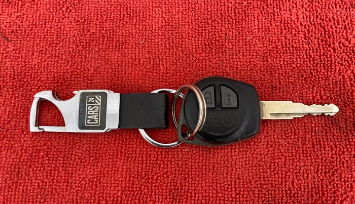 2018 Maruti Dzire VXI, Petrol, Manual, 36,468 km, Key Close Up