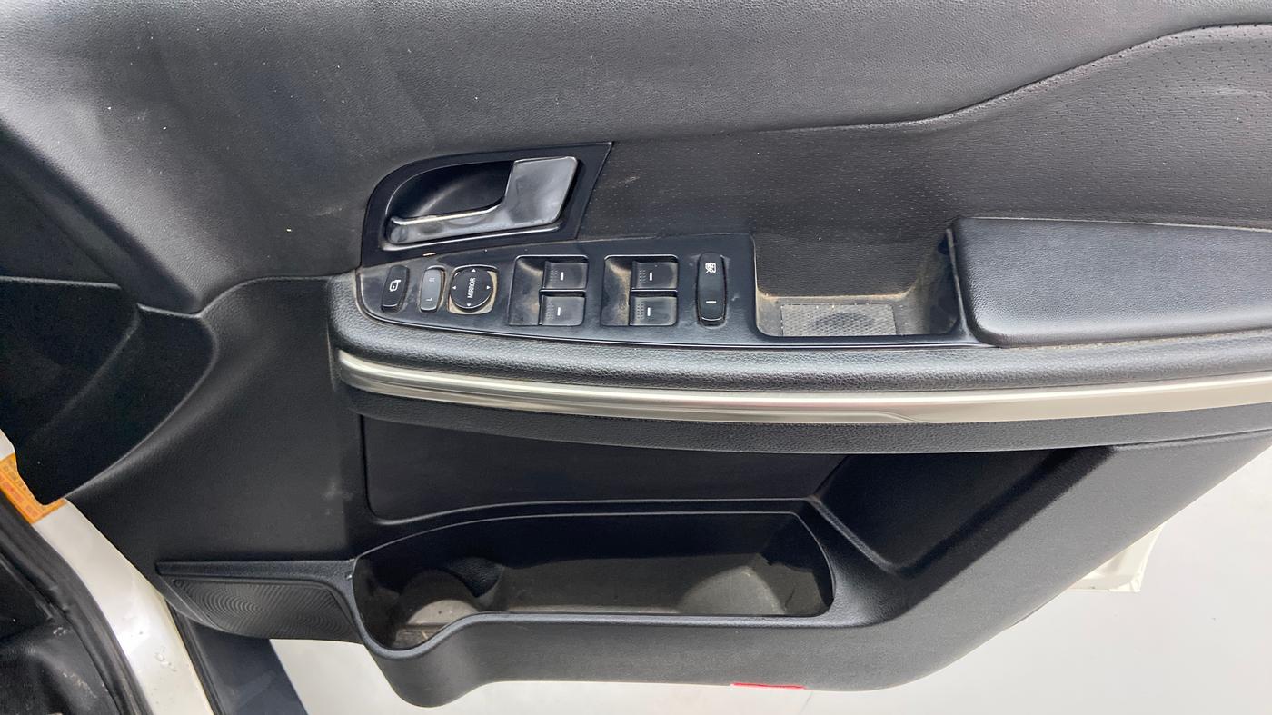 2017 Tata Hexa Varicor 400 XTA, Diesel, Automatic, 31,818 km, Driver Side Door Panels Control