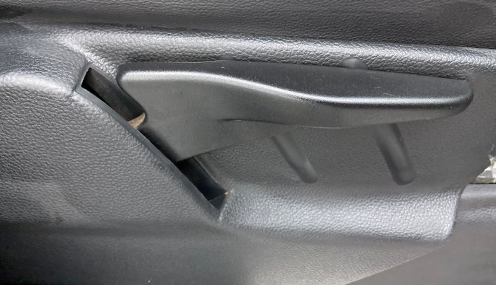 2017 Tata Hexa Varicor 400 XTA, Diesel, Automatic, 31,818 km, Driver Side Adjustment Panel