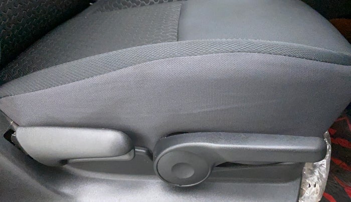 2020 Maruti Vitara Brezza ZXI, Petrol, Manual, 27,862 km, Driver Side Adjustment Panel