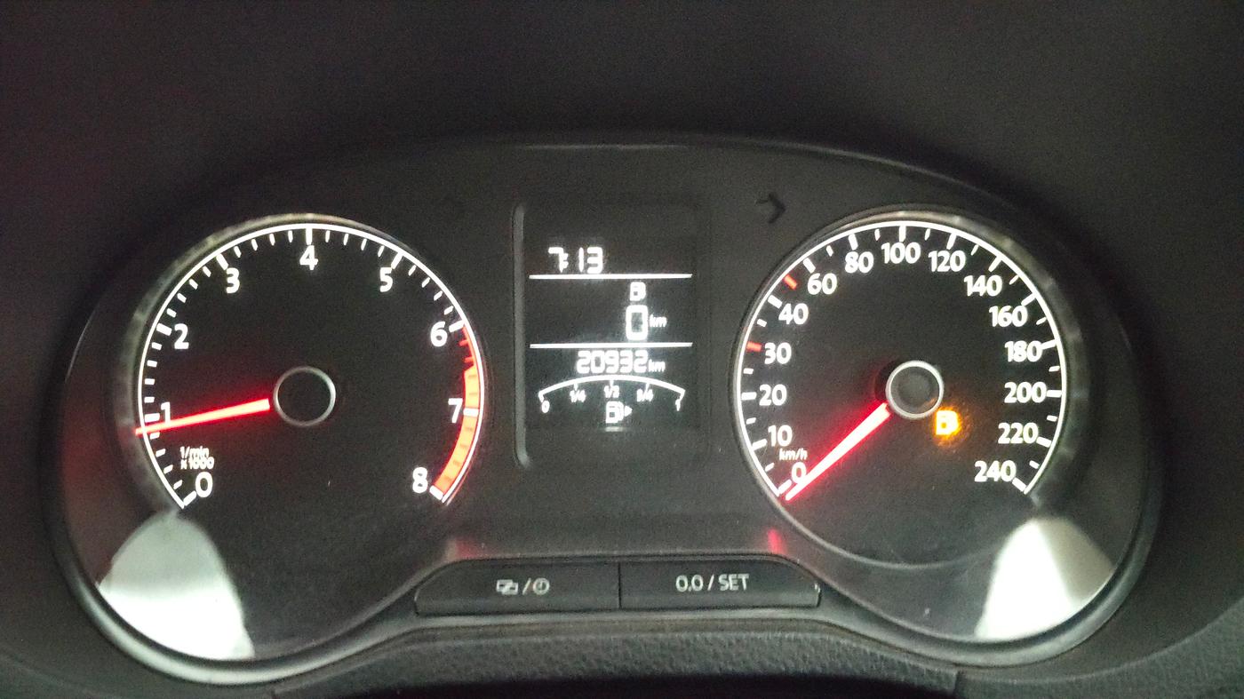 2016 Volkswagen Polo HIGHLINE1.2L, Petrol, Manual, 20,906 km, Odometer Image