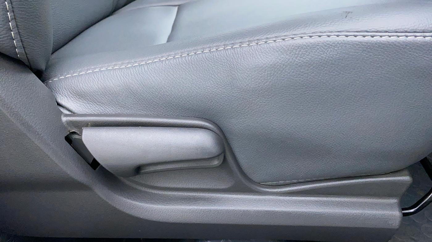 2009 Maruti A Star ZXI, Petrol, Manual, 53,119 km, Driver Side Adjustment Panel