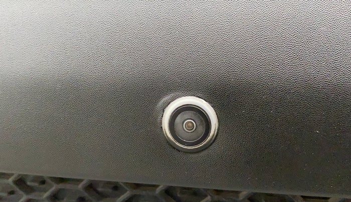 2022 Renault TRIBER RXT AMT, Petrol, Automatic, 14,440 km, Parking Camera