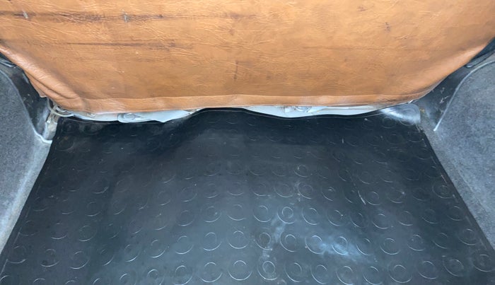 2017 Nissan Micra XV CVT, Petrol, Automatic, 1,09,555 km, Boot Inside