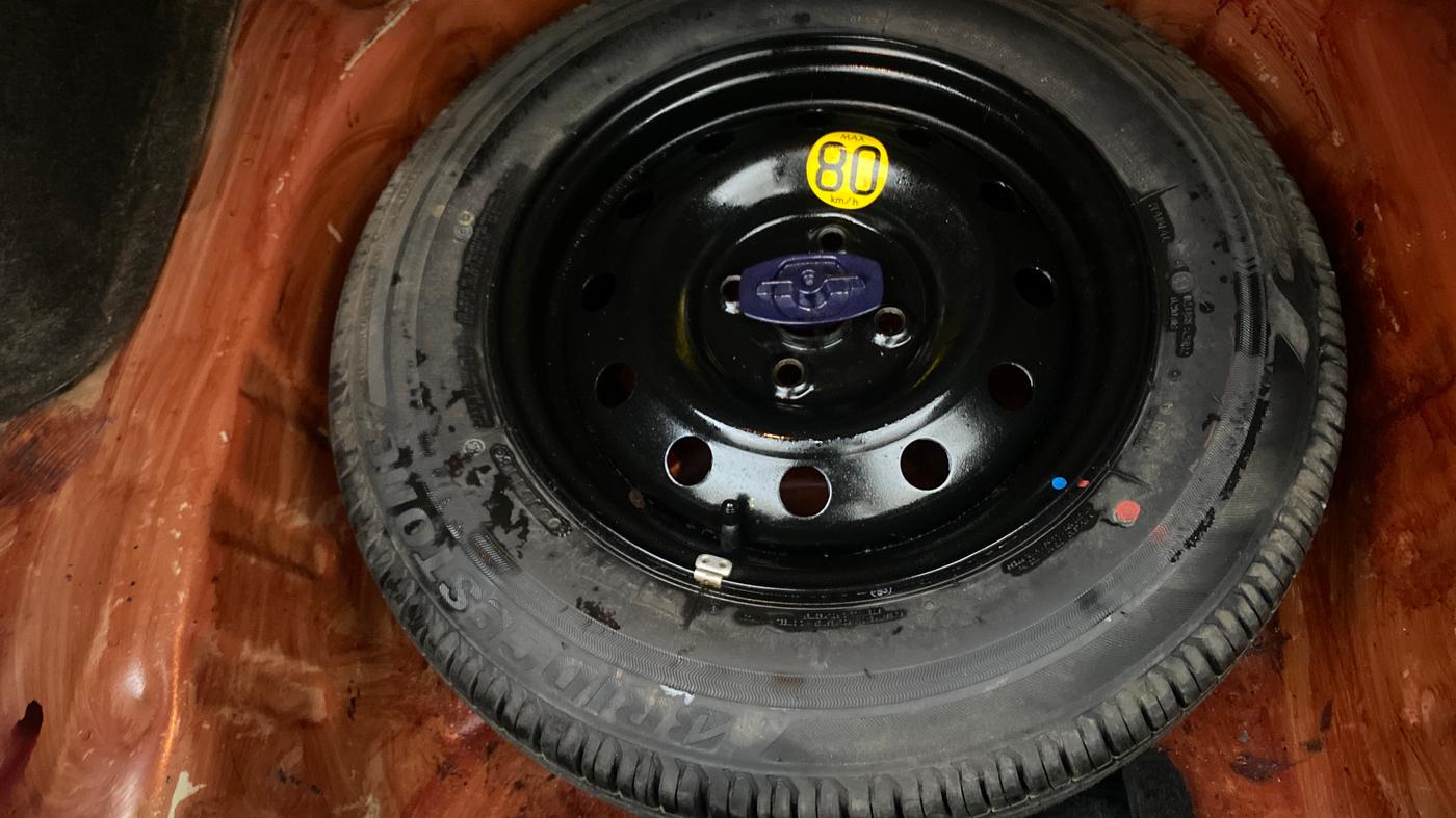 2019 Maruti Dzire ZXI AMT, Petrol, Automatic, 70,413 km, Spare Tyre