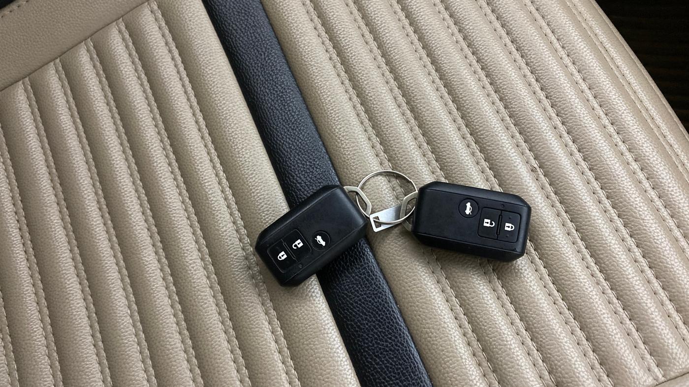 2019 Maruti Dzire ZXI AMT, Petrol, Automatic, 70,413 km, Key Close Up