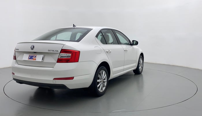 2016 Skoda Octavia 1.8 TSI STYLE PLUS AT, Petrol, Automatic, 85,840 km, Right Back Diagonal