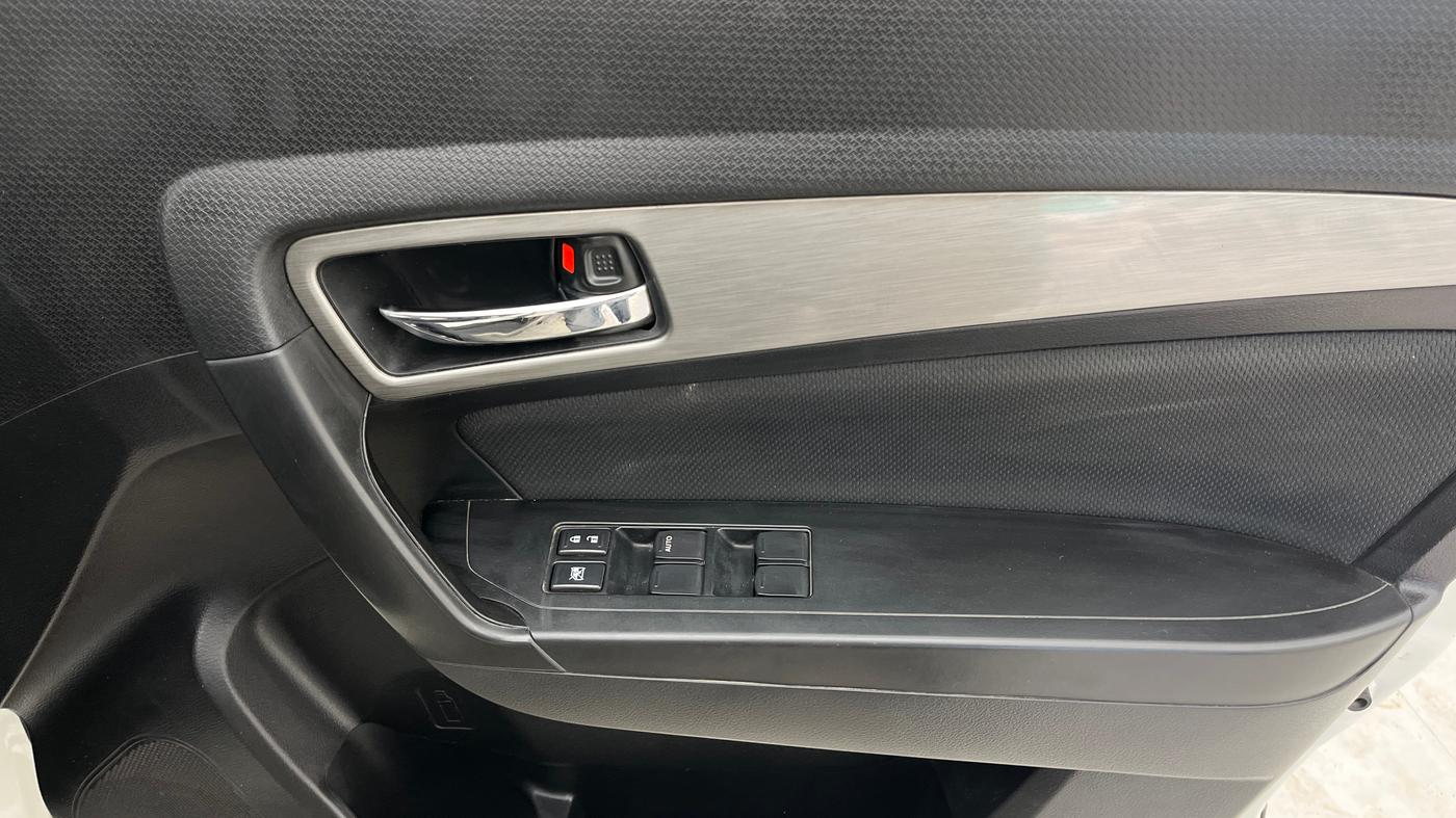 2019 Maruti Vitara Brezza ZDI AMT, Diesel, Automatic, 74,565 km, Driver Side Door Panels Control