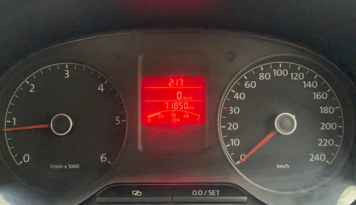 2013 Volkswagen Polo HIGHLINE DIESEL, Diesel, Manual, 71,850 km, Odometer Image